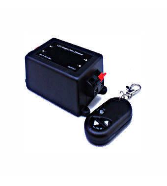 Диммер LIVT3300
